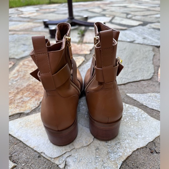 Michael Kors winter leather boots. Size 8 1/2. Color Tan - Picture 4 of 5